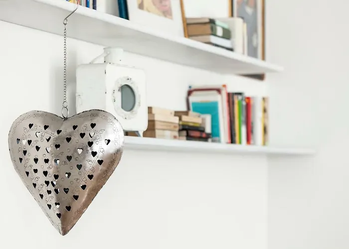 Roxy House Apartment